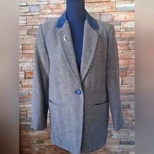 Harvè Benard Women's Brown Blazer with Black Accents